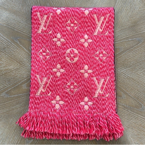 Authentic Louis Vuitton Logomania Scarf New - Picture 1 of 4